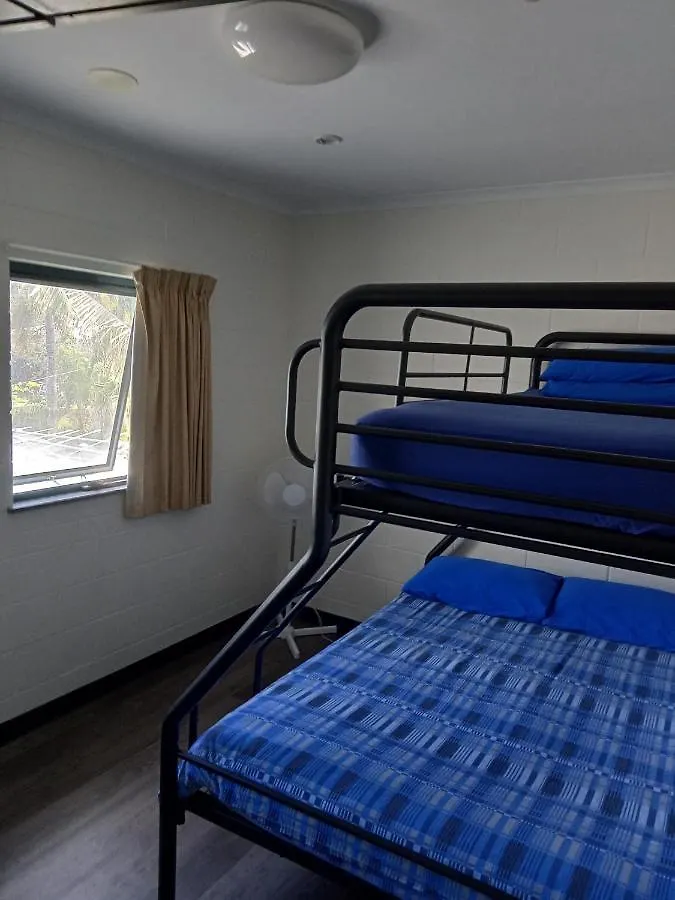 Summer House Cairns Hostel
