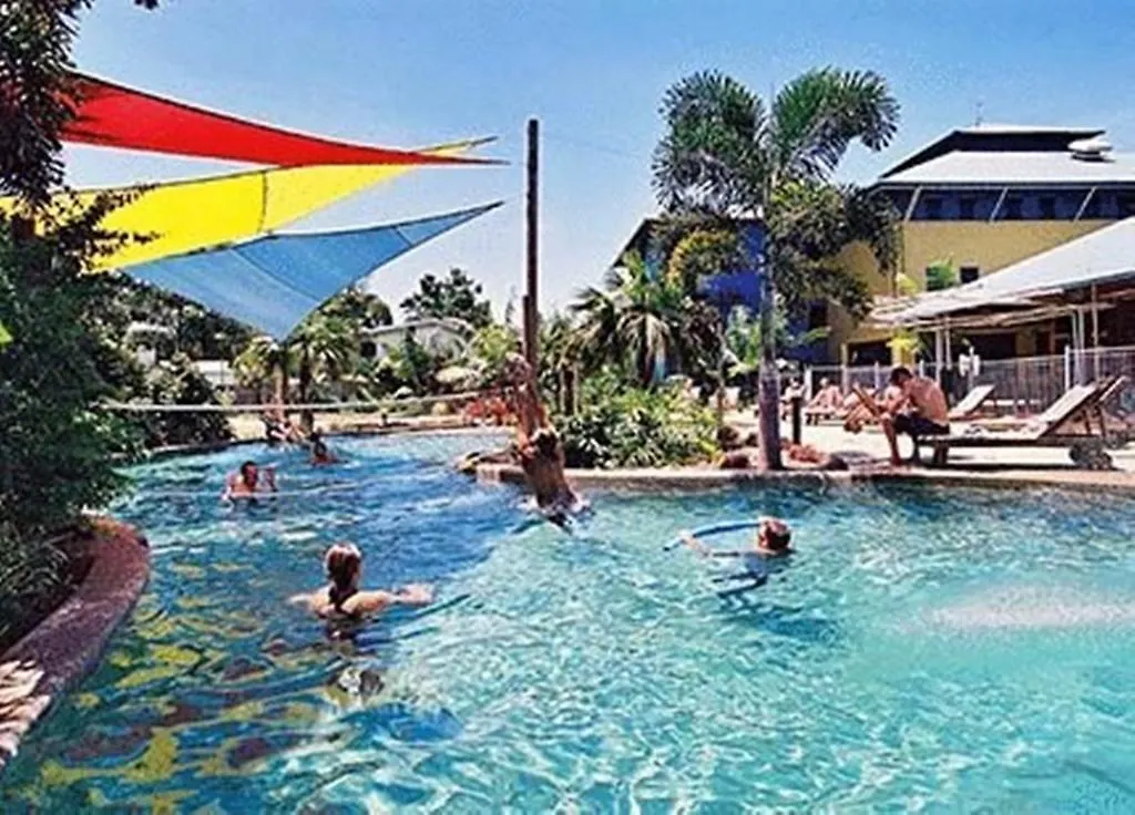 Summer House Cairns contacts